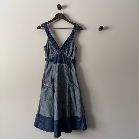 EUC DIESEL VINTAGE DENIM TACTICAL JUMPER DRESS WITH SNAP UP BACK BLUE JEAN SMALL - Picture 1 of 7